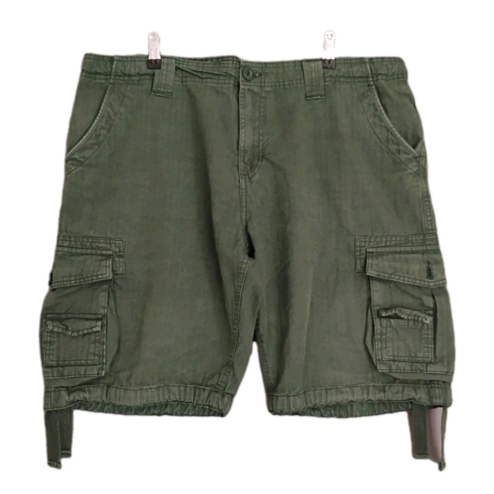 Mens Green Cargo Shorts Size 40 Multi Pocket Utility Outdoor Casual Hiking wear